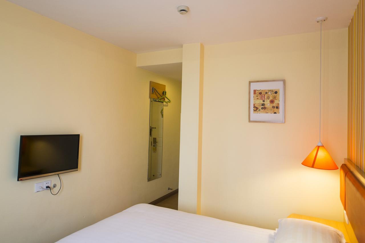 Home Inn Beijing Yansha East Sanyuan Bridge エクステリア 写真